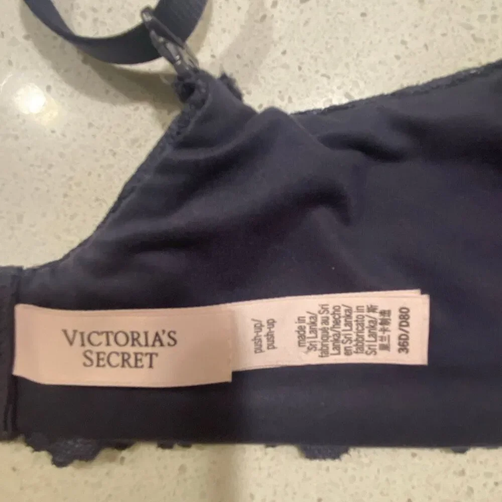 Victoria’s Secret bra body by Victoria push-up bra size 36D - Picture 7 of 9